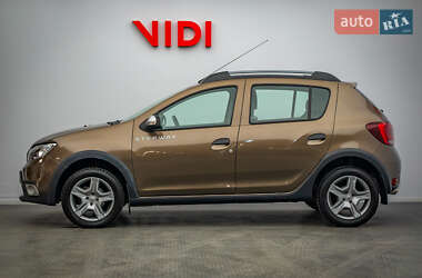 Хетчбек Renault Sandero 2019 в 