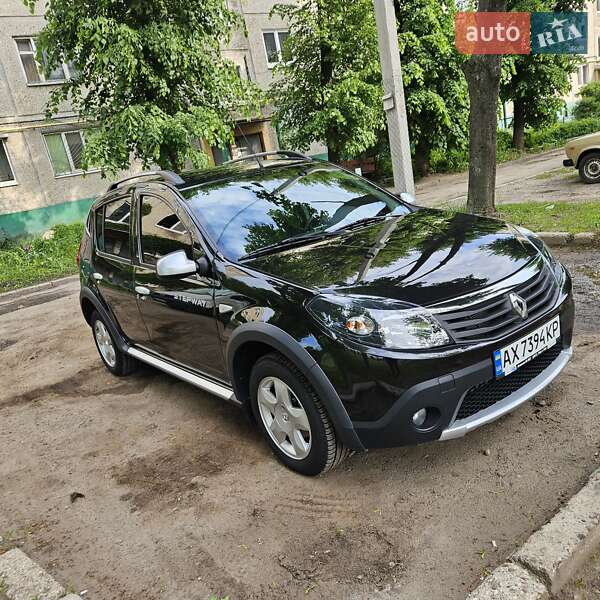 Renault Sandero 2012