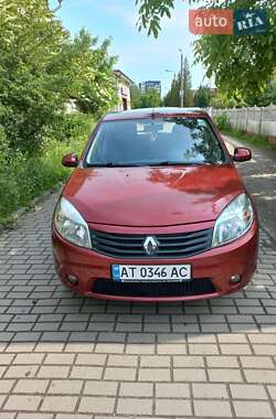 Хэтчбек Renault Sandero 2011 в Ивано-Франковске