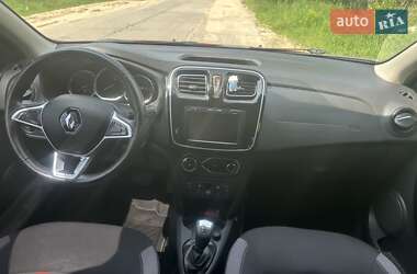 Хэтчбек Renault Sandero 2019 в 