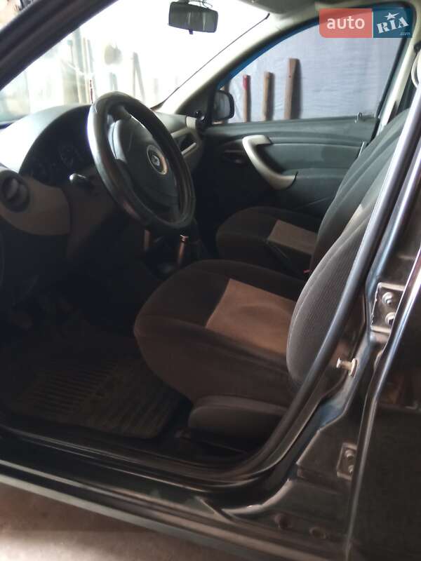 Хэтчбек Renault Sandero 2010 в Харькове