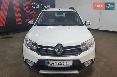 Хэтчбек Renault Sandero 2021 в 