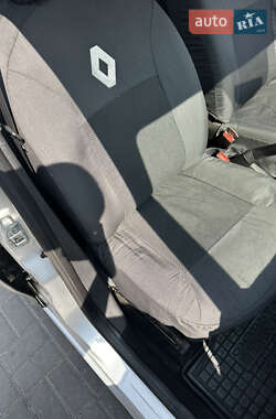 Хетчбек Renault Sandero 2014 в Черкасах