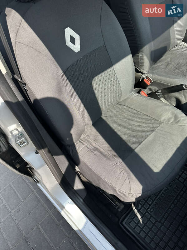 Хэтчбек Renault Sandero 2014 в Черкассах