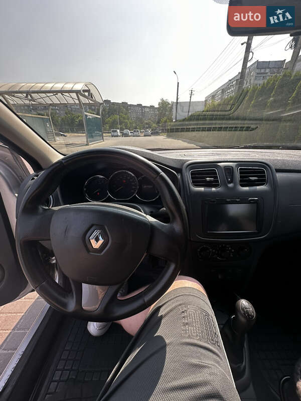Хэтчбек Renault Sandero 2014 в Черкассах