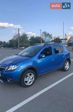 Хетчбек Renault Sandero 2016 в Києві