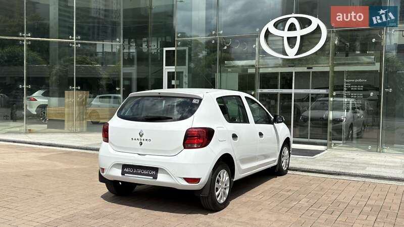 Хэтчбек Renault Sandero 2020 в Киеве