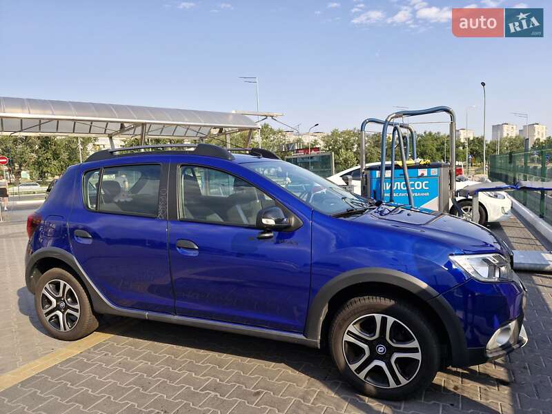 Хэтчбек Renault Sandero 2020 в Киеве