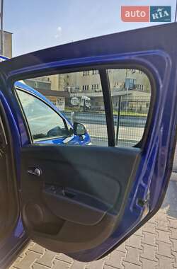 Хэтчбек Renault Sandero 2020 в 
