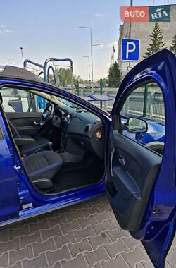 Хэтчбек Renault Sandero 2020 в 