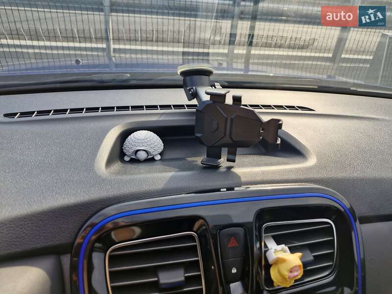 Хэтчбек Renault Sandero 2020 в Киеве