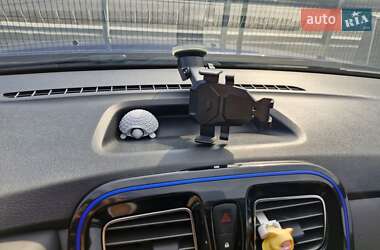 Хэтчбек Renault Sandero 2020 в 