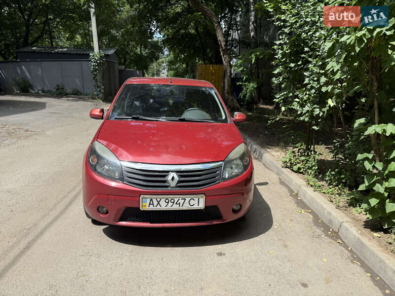 Хетчбек Renault Sandero 2011 в Харкові фото 2 Хетчбек Renault Sandero 2011 в Харкові