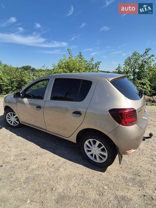 Хетчбек Renault Sandero 2020 в Яготині