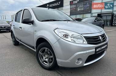 Хетчбек Renault Sandero 2010 в Києві