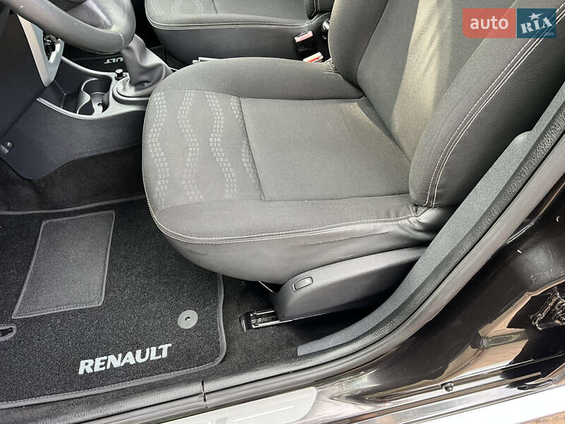 Хэтчбек Renault Sandero 2012 в Киеве