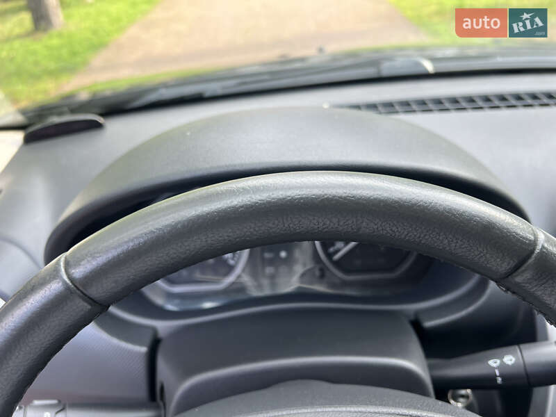 Хэтчбек Renault Sandero 2012 в Киеве