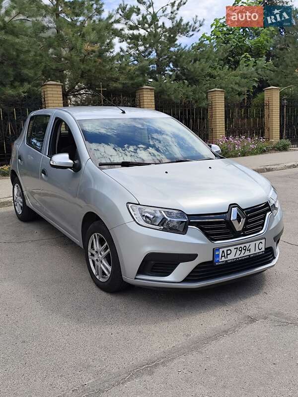 Renault Sandero 2021
