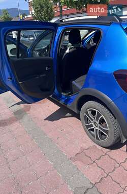 Хэтчбек Renault Sandero 2020 в 