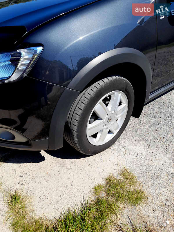 Хэтчбек Renault Sandero 2021 в Звягеле