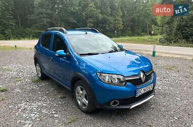 Хетчбек Renault Sandero 2015 в Львові