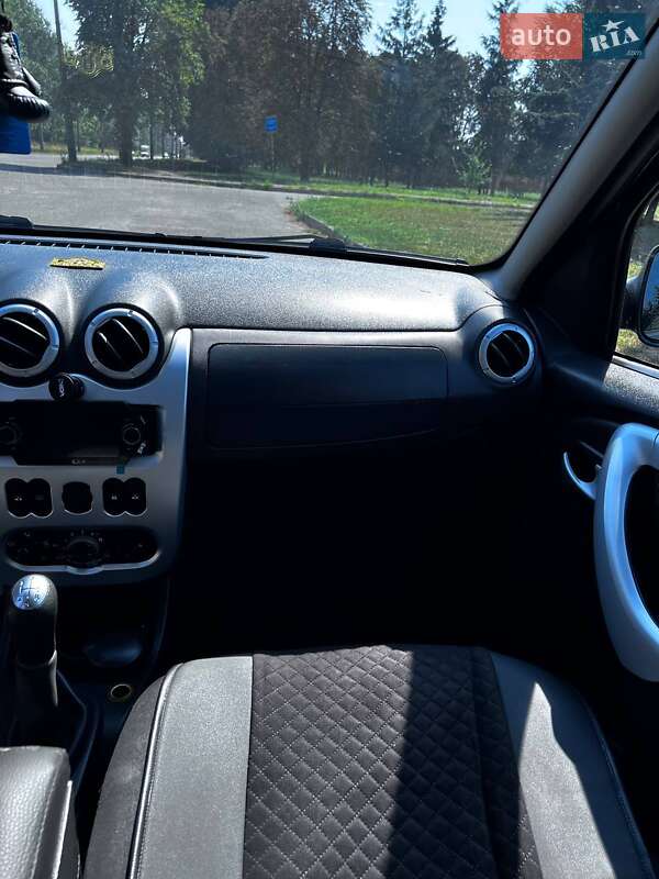 Хэтчбек Renault Sandero 2009 в Черкассах фото 14 Хэтчбек Renault Sandero 2009 в Черкассах