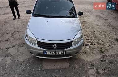 Хэтчбек Renault Sandero 2011 в Сумах