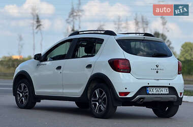 Хэтчбек Renault Sandero 2020 в 