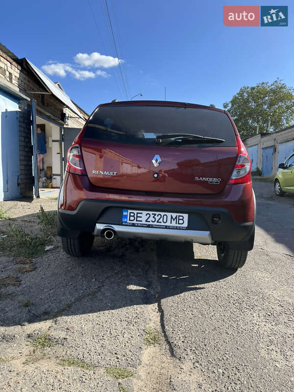 Хетчбек Renault Sandero 2011 в Миколаєві