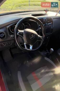 Хетчбек Renault Sandero 2019 в  фото 6 Хетчбек Renault Sandero 2019 в