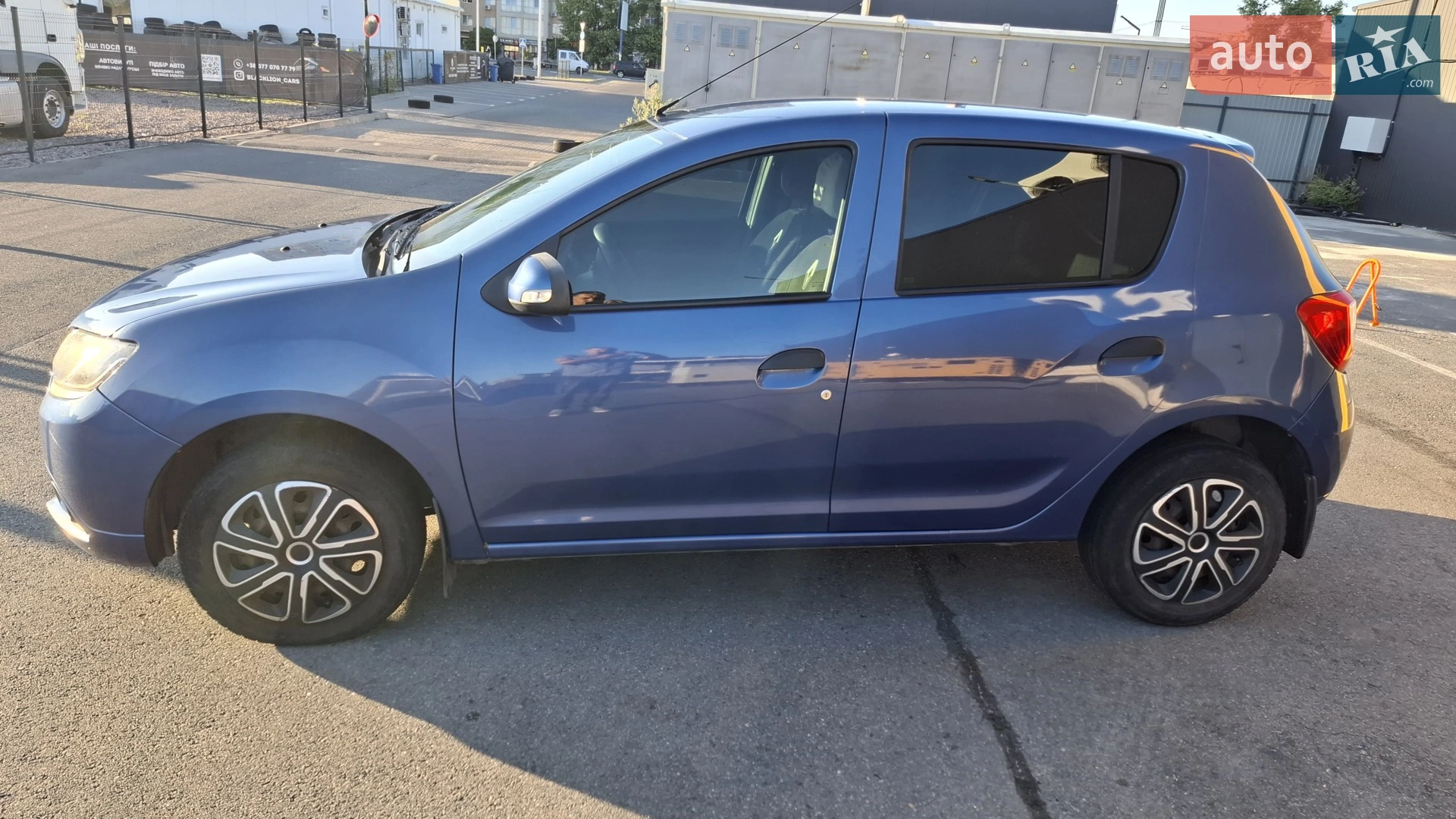 2013 Renault Sandero - мініатюра 2
