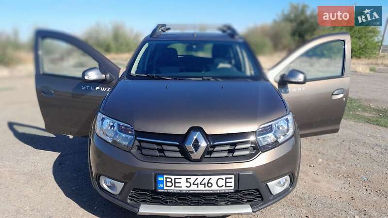 Хэтчбек Renault Sandero 2019 в Раздельной
