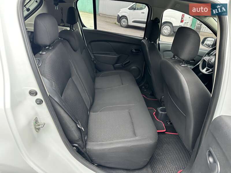 Хэтчбек Renault Sandero 2019 в Киеве