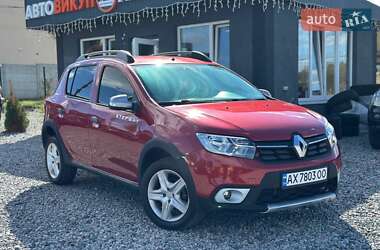 Хэтчбек Renault Sandero 2017 в Харькове