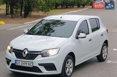 Хэтчбек Renault Sandero 2020 в 
