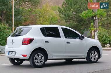 Хэтчбек Renault Sandero 2020 в 