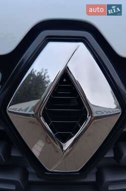 Хэтчбек Renault Sandero 2020 в 