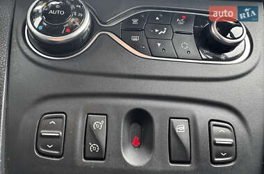 Хэтчбек Renault Sandero 2020 в 