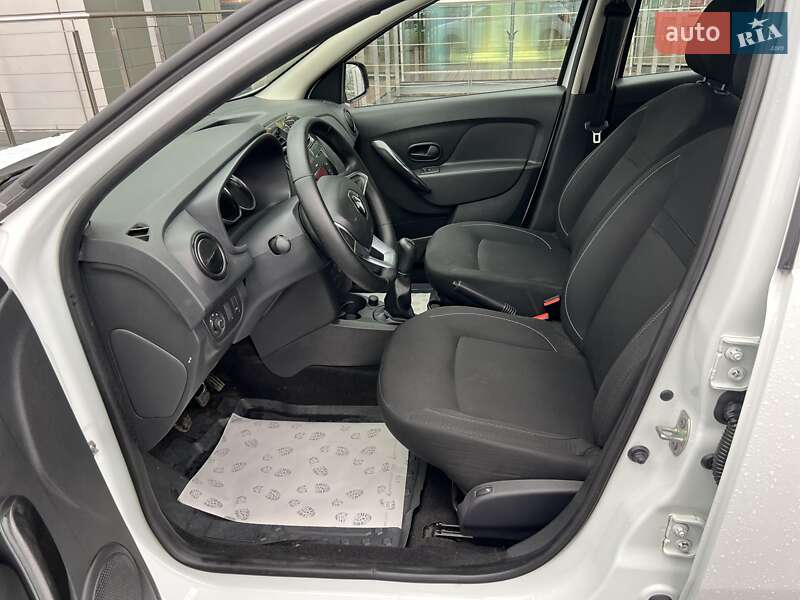 Хэтчбек Renault Sandero 2019 в Киеве