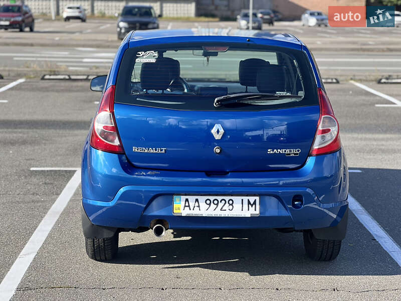 Хетчбек Renault Sandero 2009 в Києві