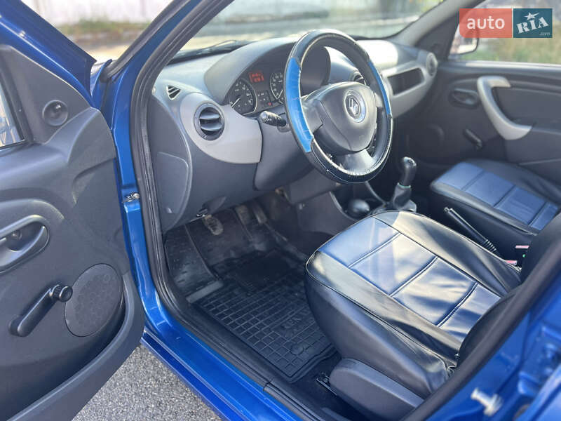 Хетчбек Renault Sandero 2009 в Києві