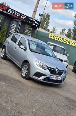 Хэтчбек Renault Sandero 2021 в 