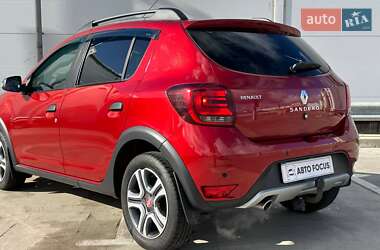 Хэтчбек Renault Sandero 2019 в 