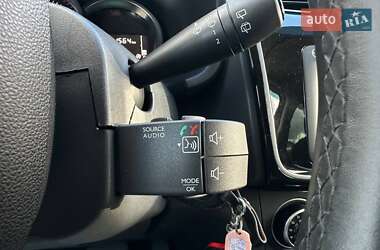 Хэтчбек Renault Sandero 2019 в 