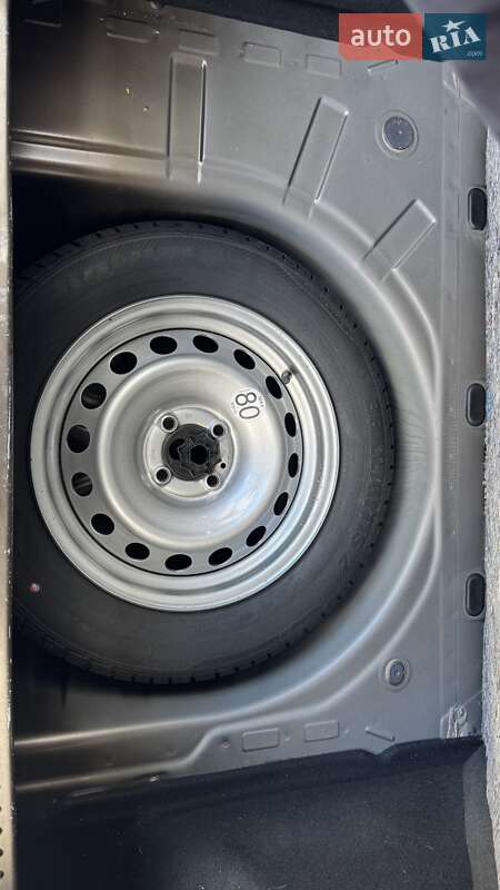 Хетчбек Renault Sandero 2020 в Житомирі фото 18 Хетчбек Renault Sandero 2020 в Житомирі