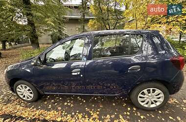 Хэтчбек Renault Sandero 2019 в 
