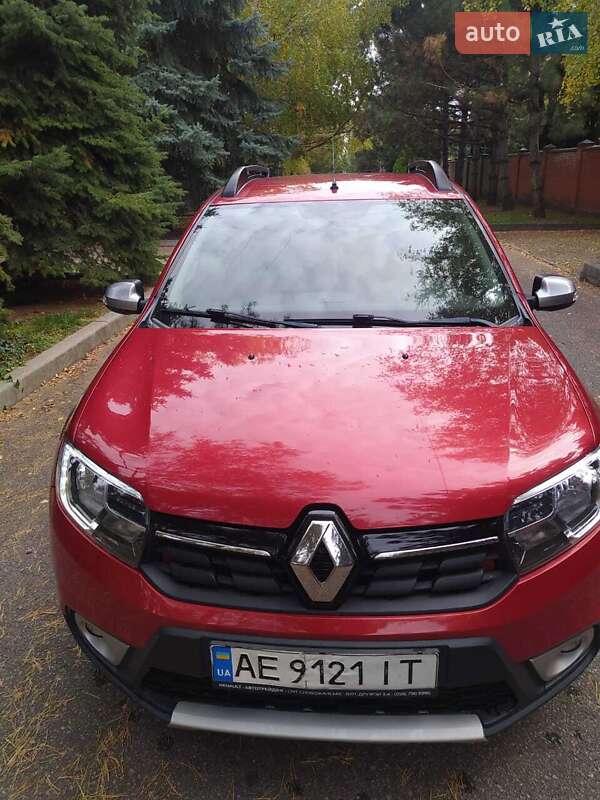 Хетчбек Renault Sandero 2018 в Дніпрі