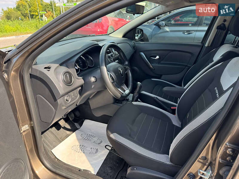 Хэтчбек Renault Sandero 2019 в Житомире