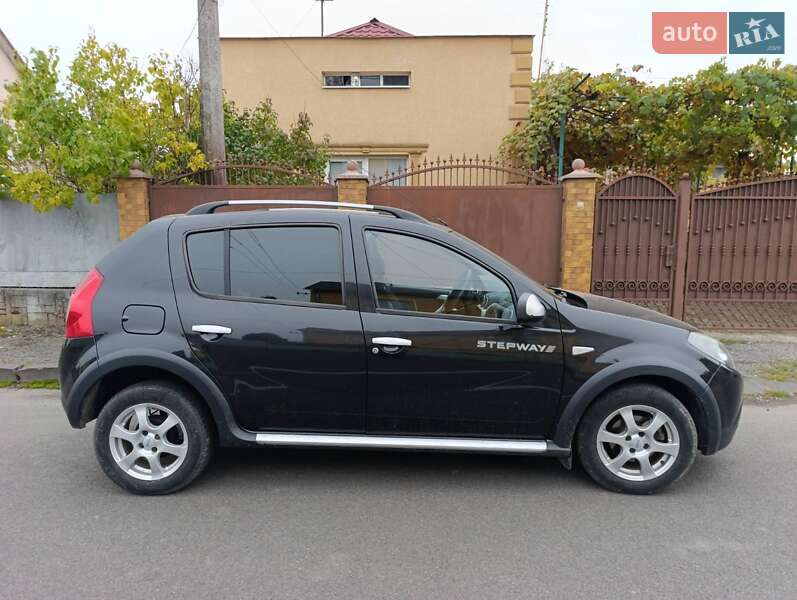 Хэтчбек Renault Sandero 2012 в Мукачево фото 16 Хэтчбек Renault Sandero 2012 в Мукачево