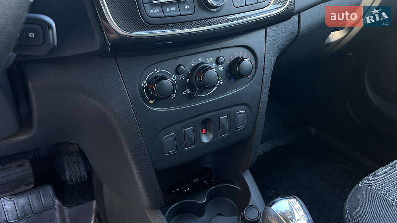 Хэтчбек Renault Sandero 2020 в Львове фото 13 Хэтчбек Renault Sandero 2020 в Львове